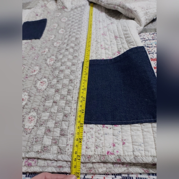 Hoodie upcycle from a blanket - Picture 8 of 10